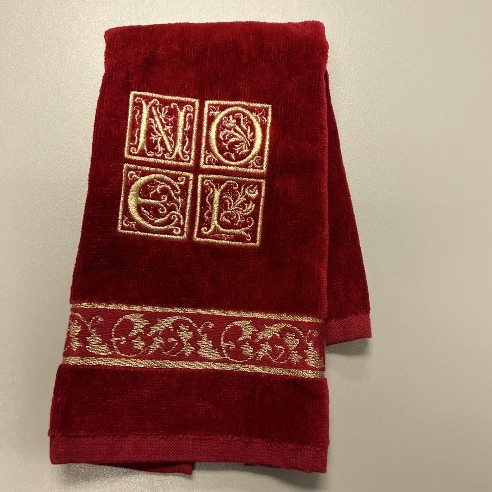 Ritz Hand Towel Maroon Gold Noel Christmas Holiday 100% Cotton Soft